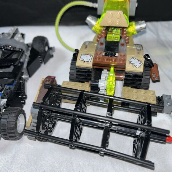 BATMAN: SCARECROW HARVEST OF FEAR | 76054  vehicles -various parts- RETIRED - Picture 6 of 6